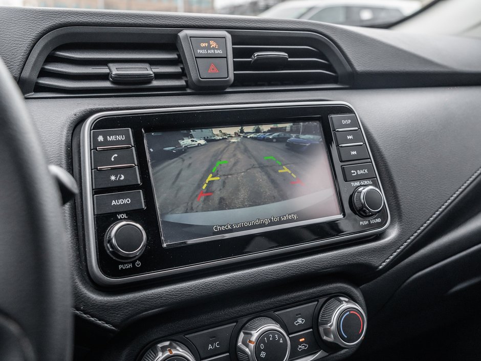 2022 Nissan Versa 1.6 S-11