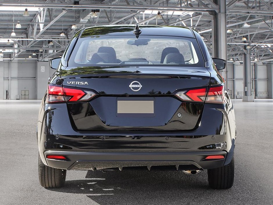 2025 Nissan Versa S-4