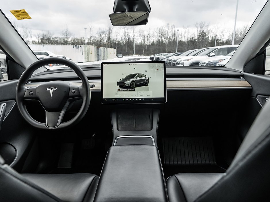 2022 Tesla Model Y Long Range-18