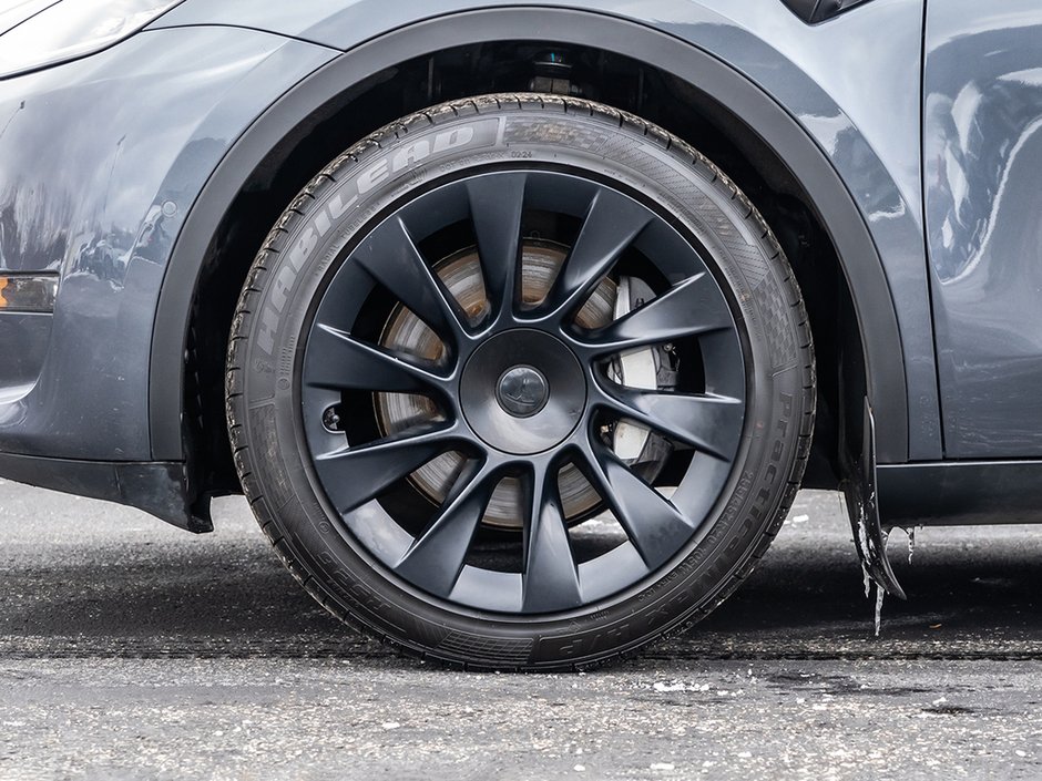 2022 Tesla Model Y Long Range-3