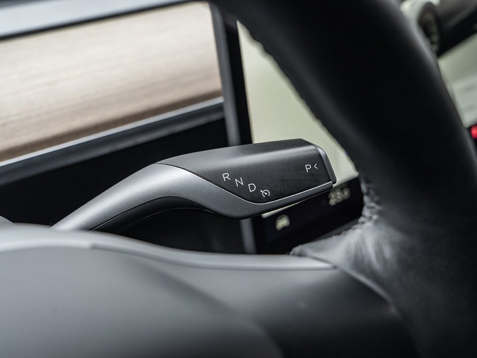 2022 Tesla Model Y Long Range-8