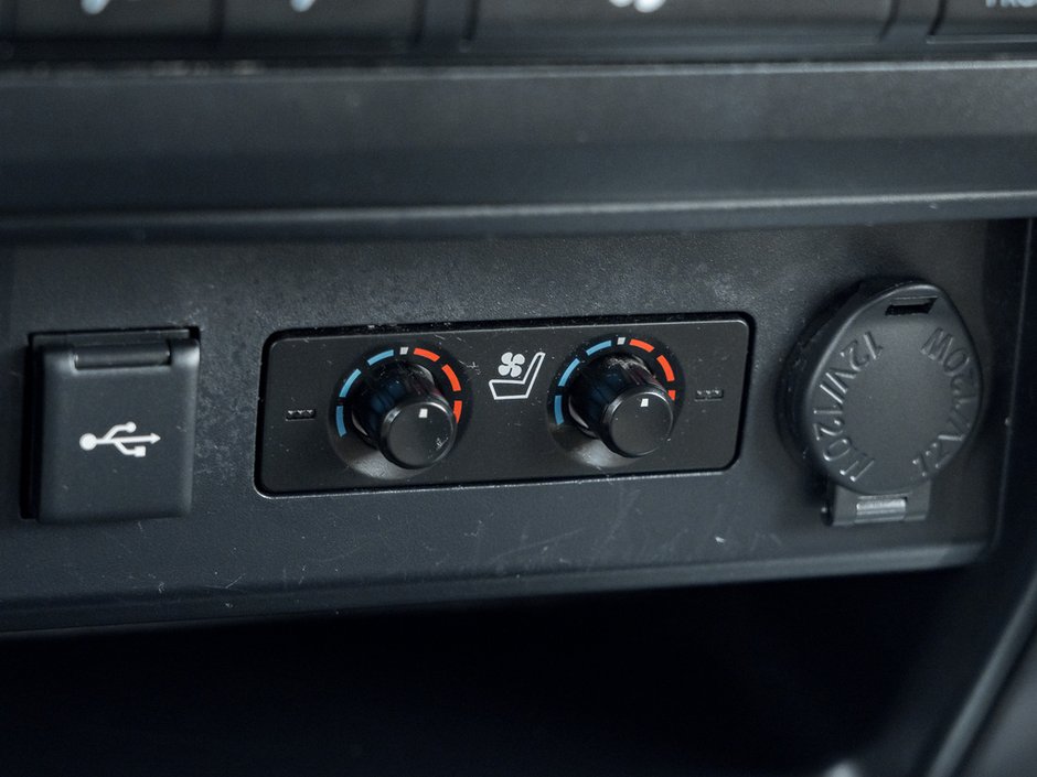 2021 Toyota 4Runner Base-18