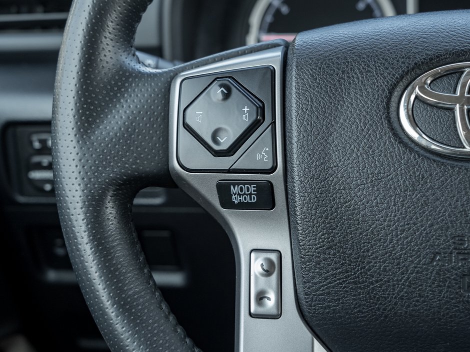 2021 Toyota 4Runner Base-8