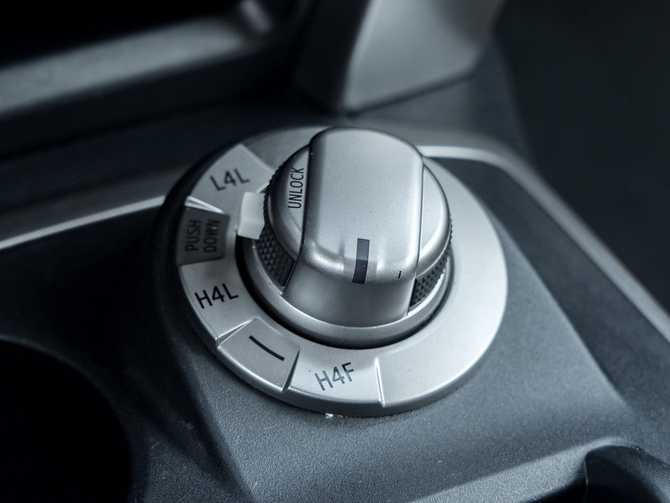 2021 Toyota 4Runner Base-17