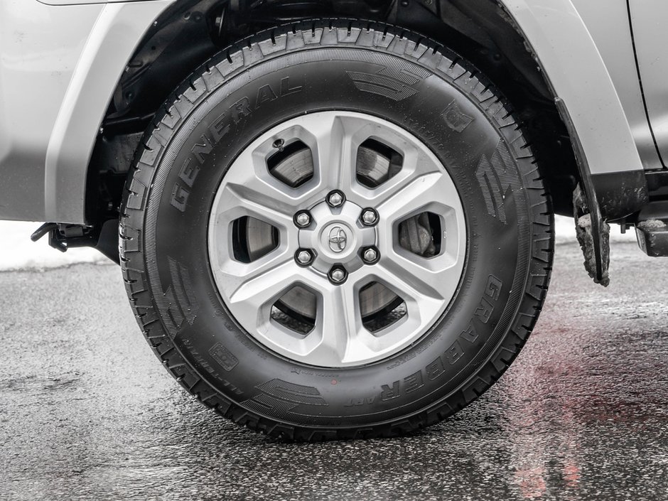 2024 Toyota 4Runner Base-3