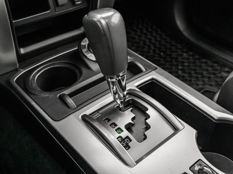 2024 Toyota 4Runner Base-16