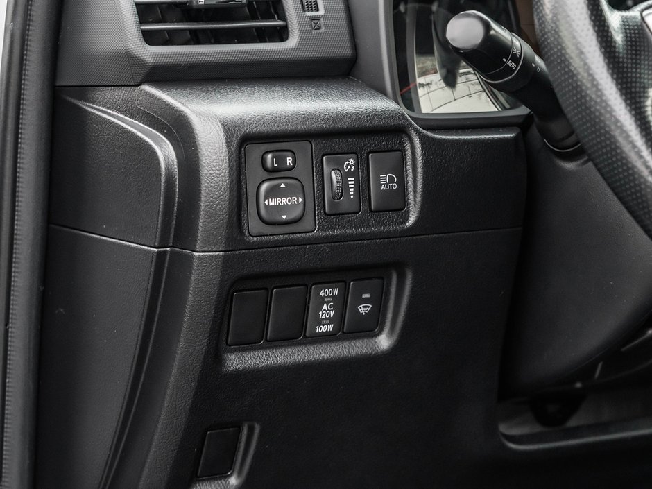 2024 Toyota 4Runner Base-14