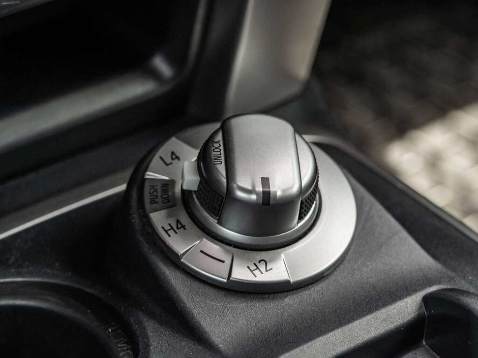 2024 Toyota 4Runner Base-19