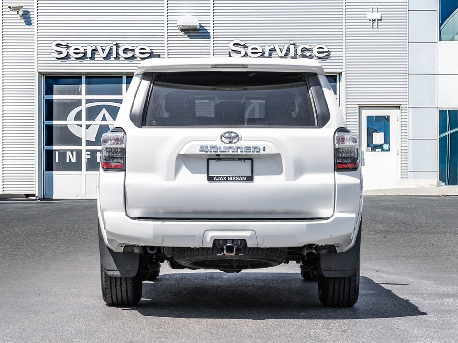 2024 Toyota 4Runner Base-6