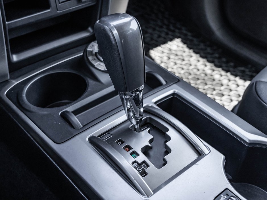 2024 Toyota 4Runner Base-17