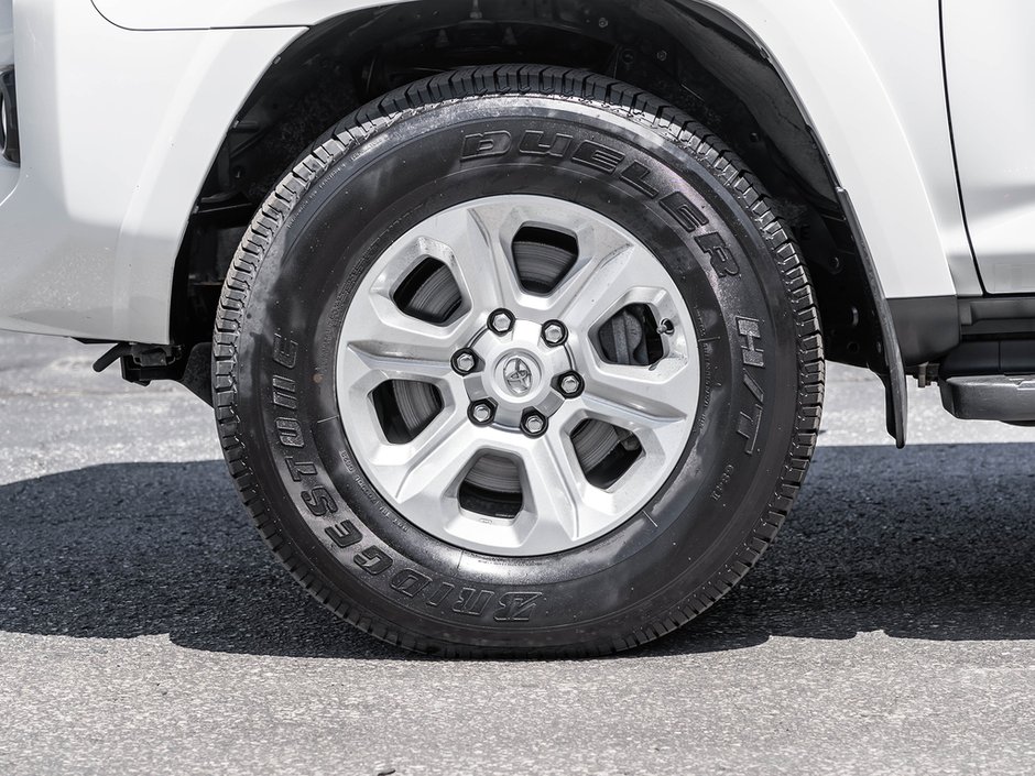 2024 Toyota 4Runner Base-3