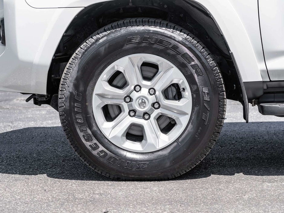 2024 Toyota 4Runner Base-3