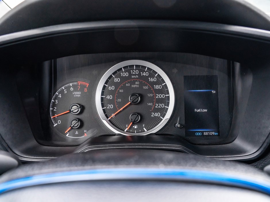 2022 Toyota Corolla SE-9