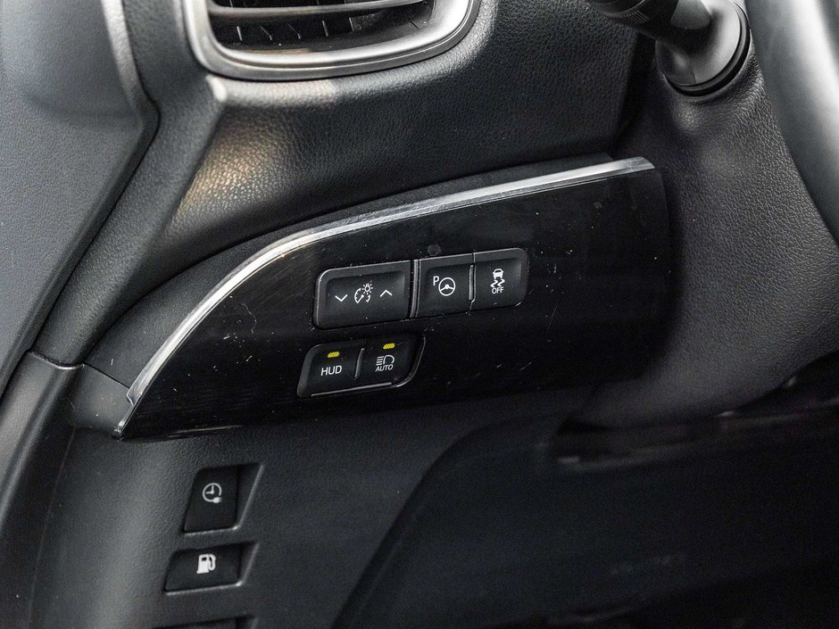 2020 Toyota Prius Prime Upgrade-16