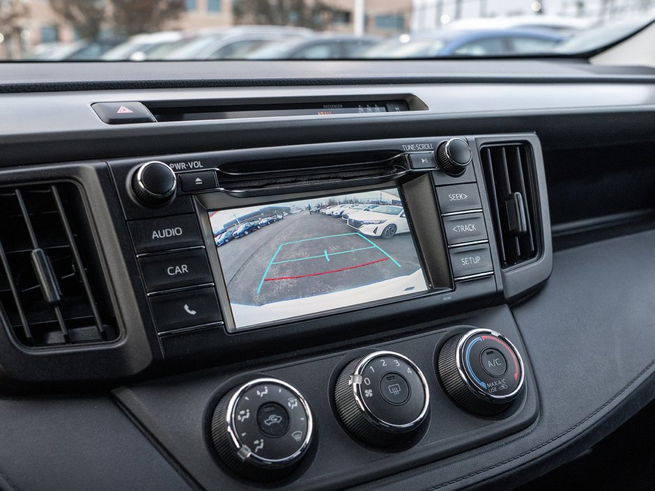 2018 Toyota RAV4 LE-9