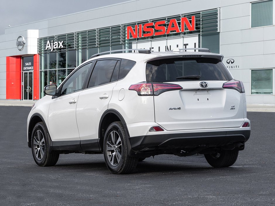 2018 Toyota RAV4 LE-2