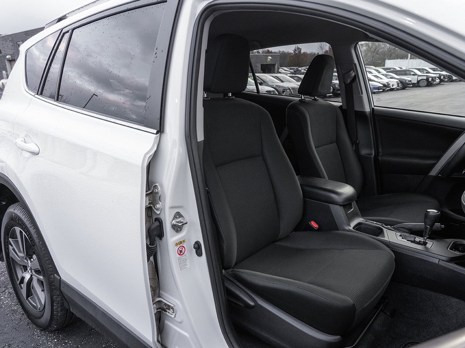 2018 Toyota RAV4 LE-15