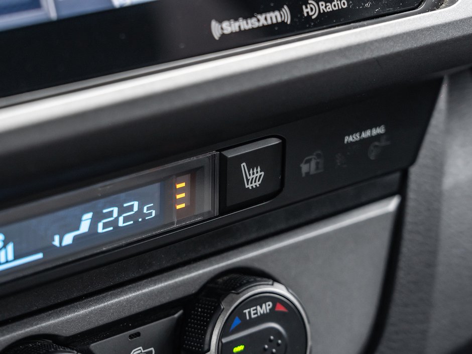 2021 Toyota Tacoma Base-18