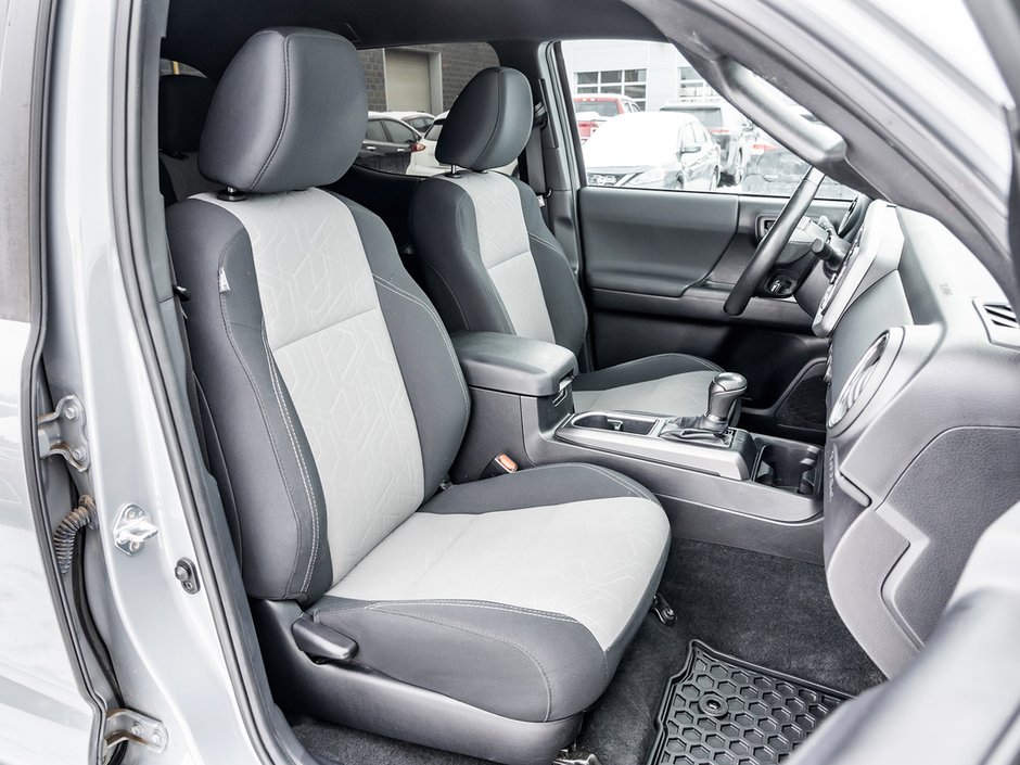 2021 Toyota Tacoma Base-21