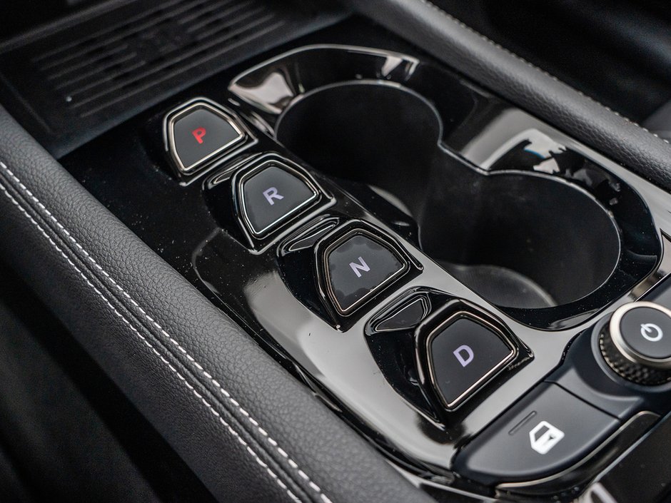 2023 VinFast VF 8 Eco-13