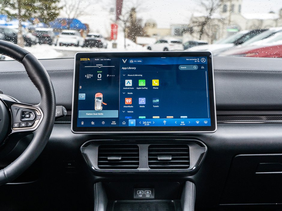 2023 VinFast VF 8 Eco-22