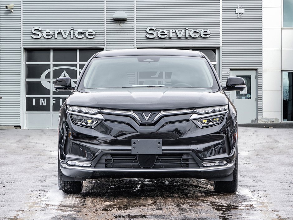 2023 VinFast VF 8 Eco-1