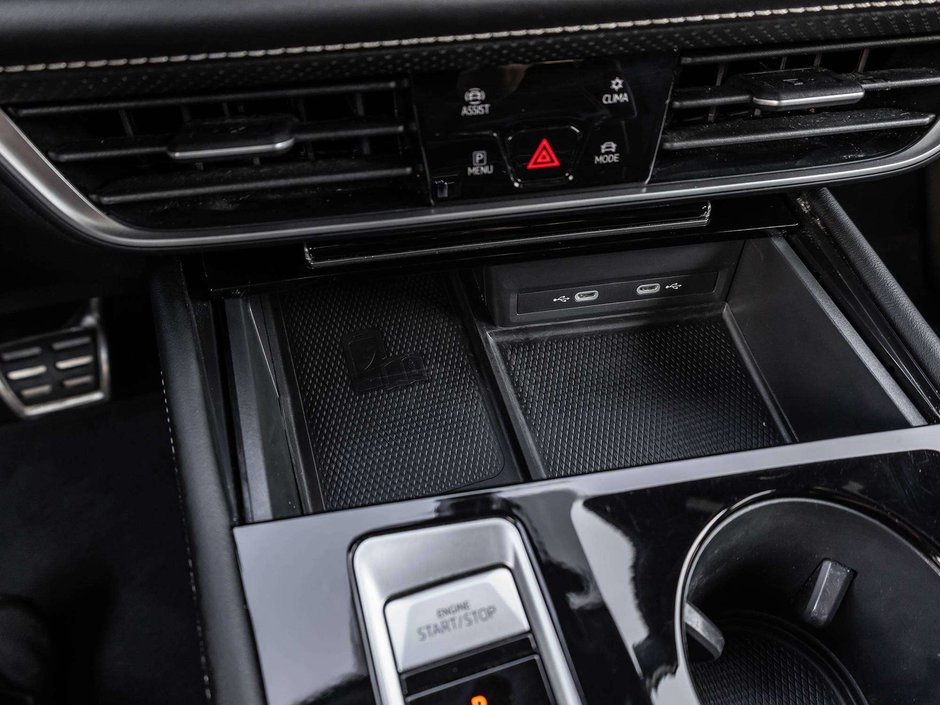 2024 Volkswagen Atlas Cross Sport Execline-22