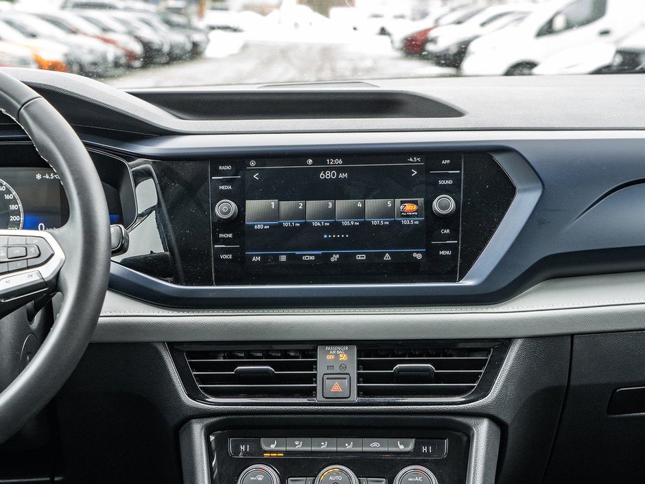 2024 Volkswagen Taos Comfortline-27