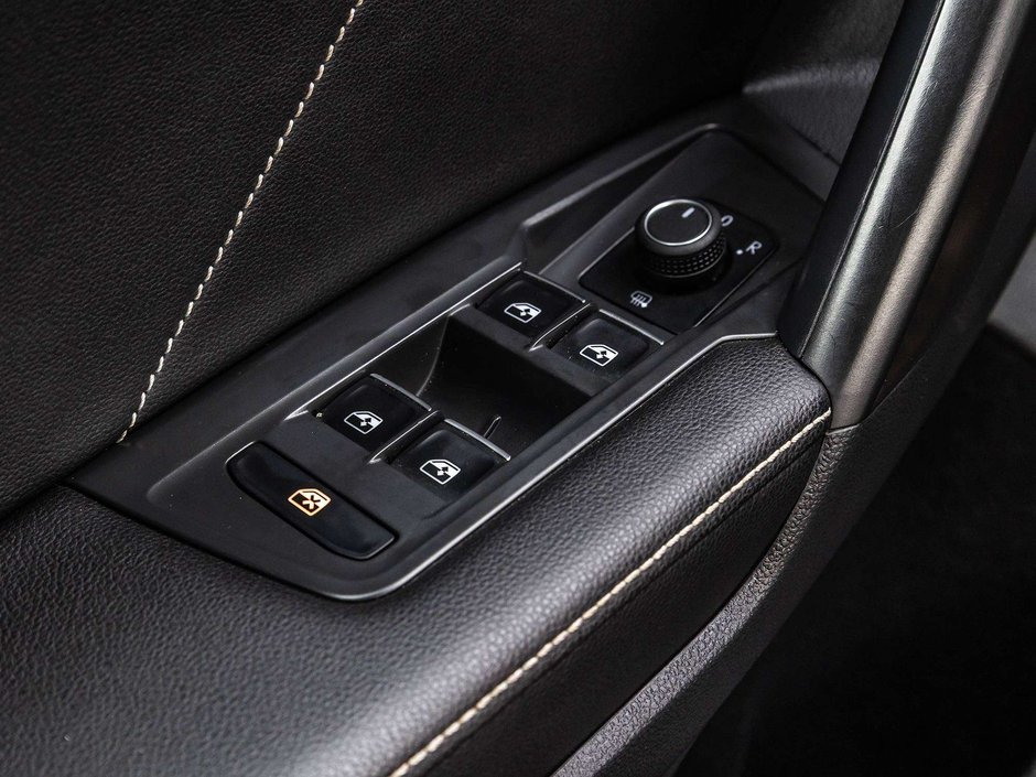 2023 Volkswagen Tiguan Comfortline R-Line Black-13