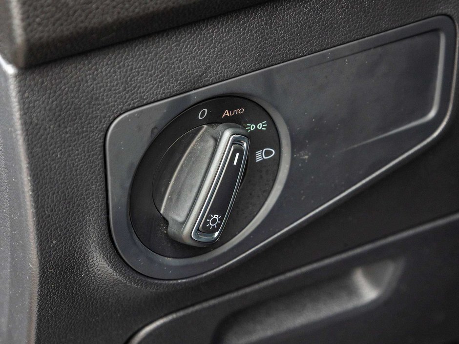 2023 Volkswagen Tiguan Comfortline R-Line Black-15