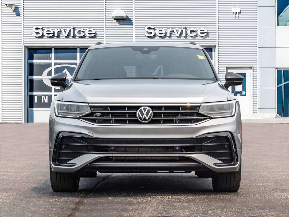 2023 Volkswagen Tiguan Comfortline R-Line Black-1