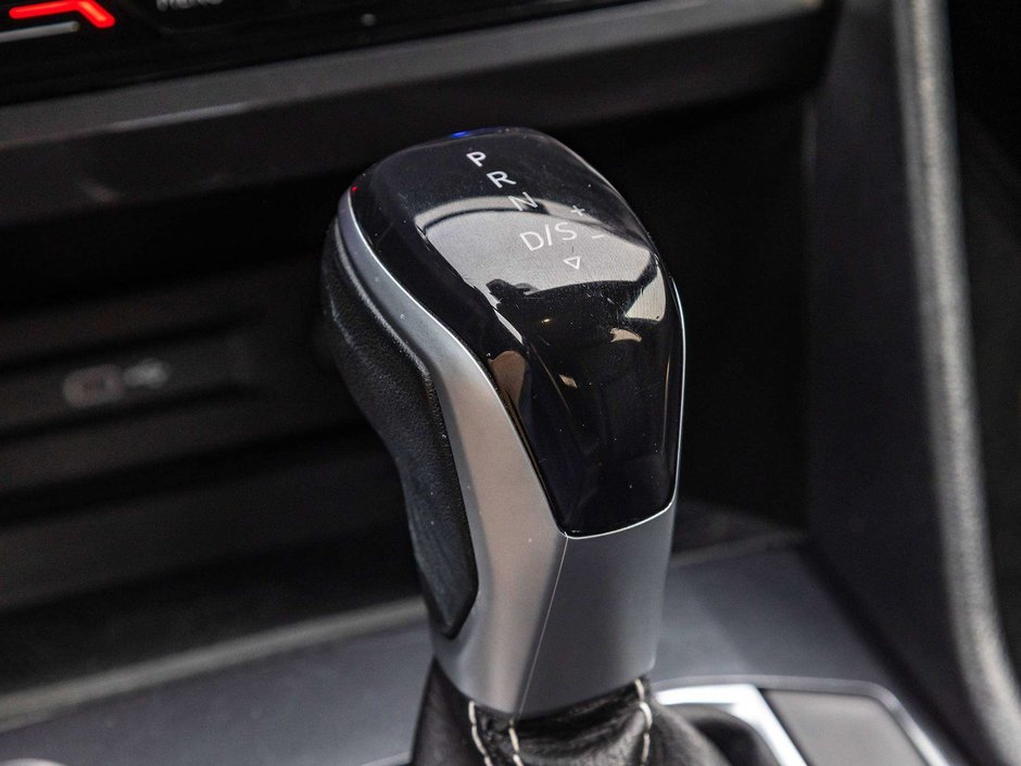 2023 Volkswagen Tiguan Comfortline R-Line Black-16