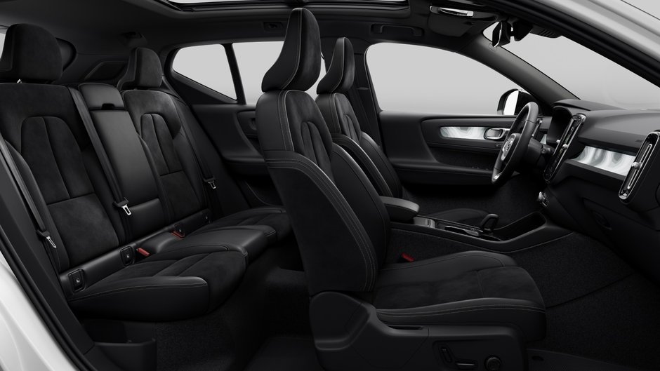Volvo EX40 TWIN Ultra 2025-10