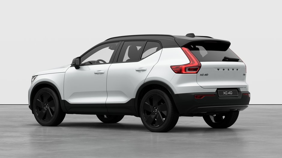 Volvo XC40 Ultra Black Edition 2026-1