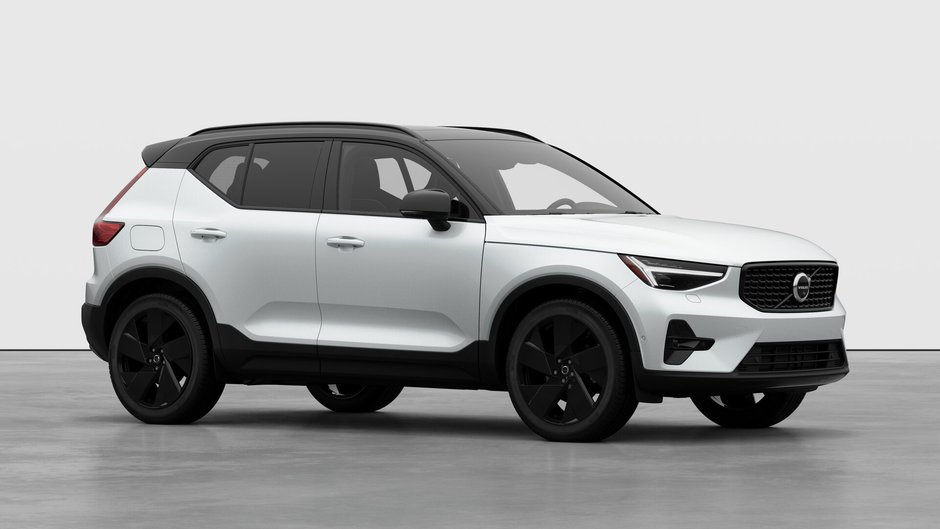 Volvo XC40 Ultra Black Edition 2026-2