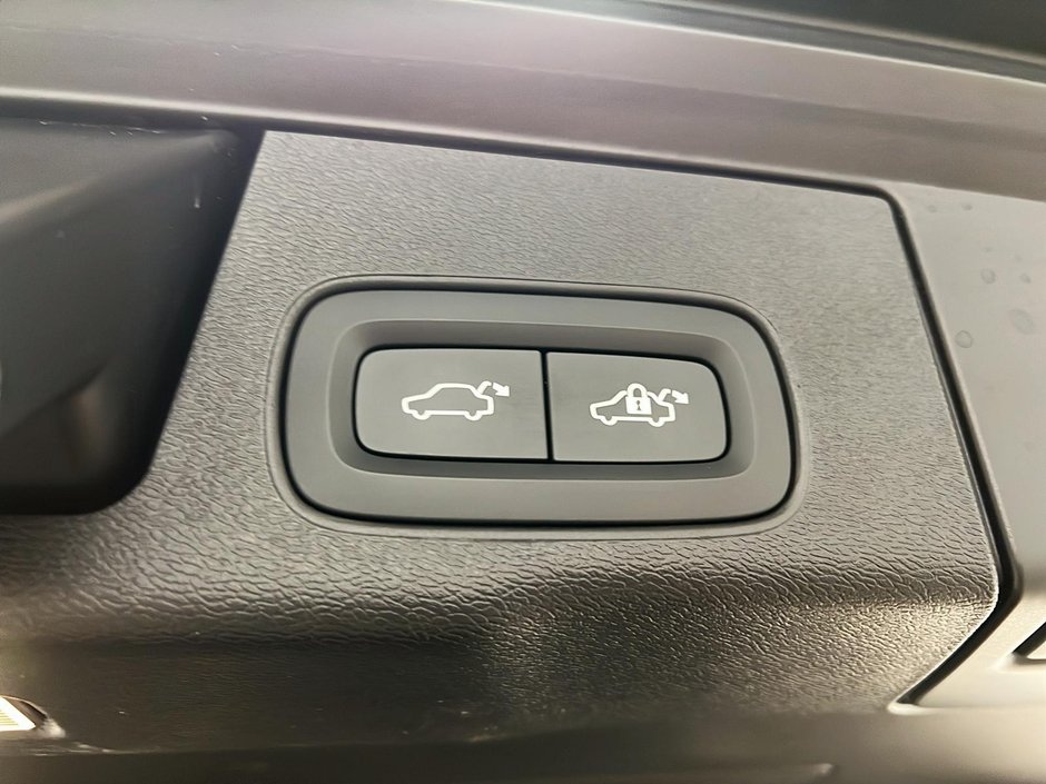 2024 Volvo XC60 B5 PLUS CUIR TOIT PANO NAV 4RM-14