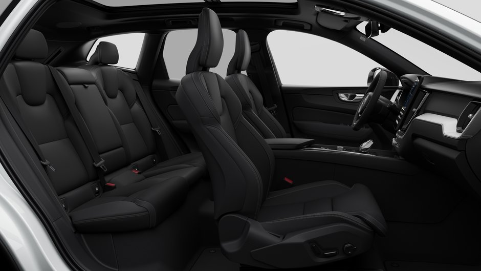 2027 Volvo XC60 B5 PLUS BLACK EDITION-12