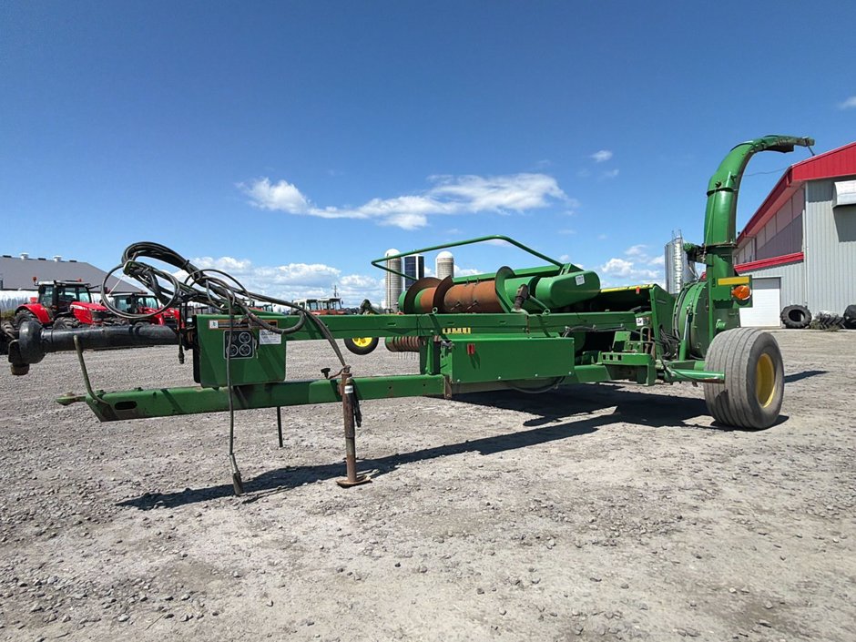 2012 John Deere 3975 in Cacouna, Quebec
