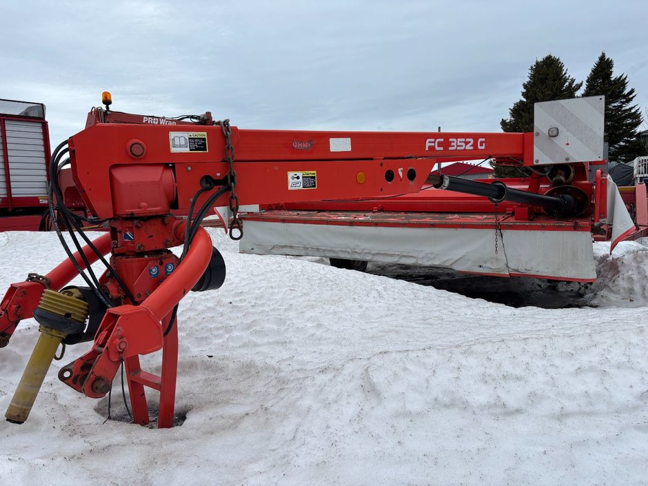 Kuhn FC352G  2010 à Cacouna, Québec