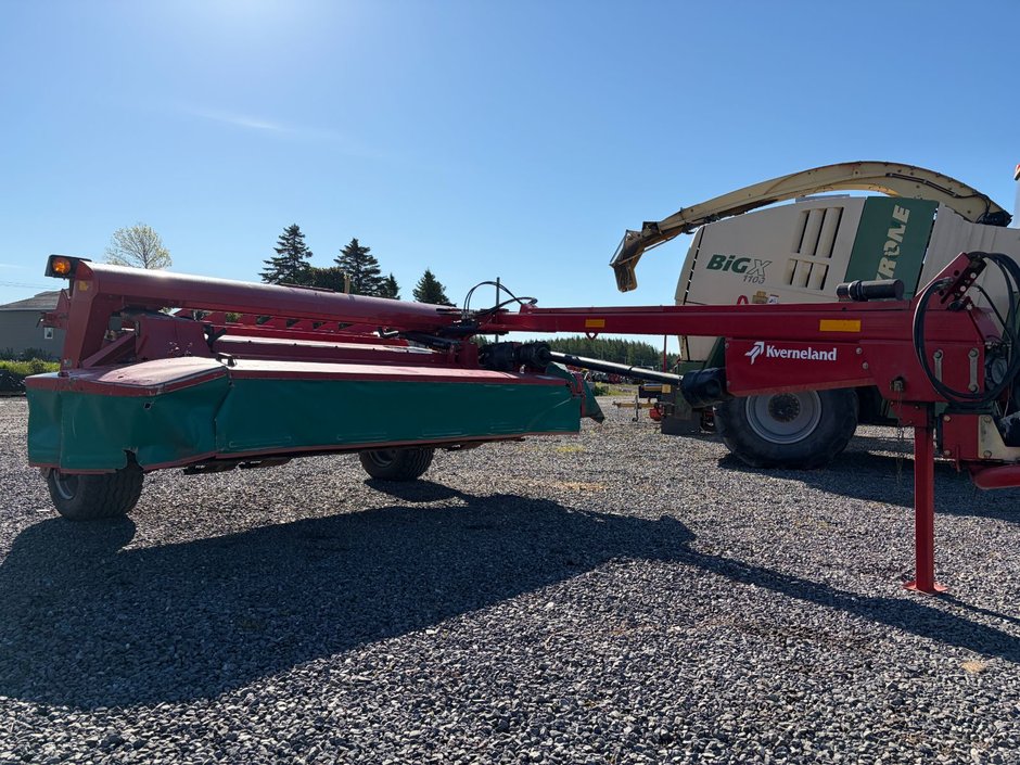 2017 Kverneland 4336LT in Cacouna, Quebec