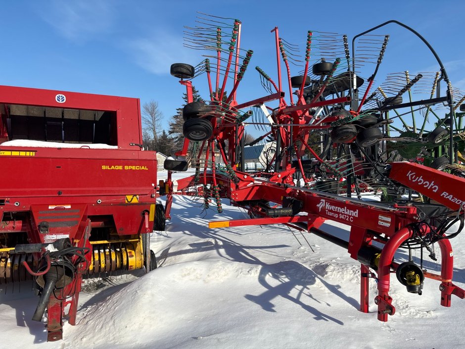Kverneland 9472C  2015 à Cacouna, Québec