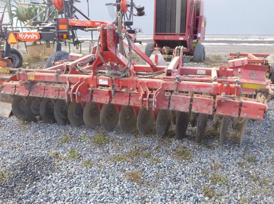 Kverneland Qualidisc 3500  2016 à Cacouna, Québec