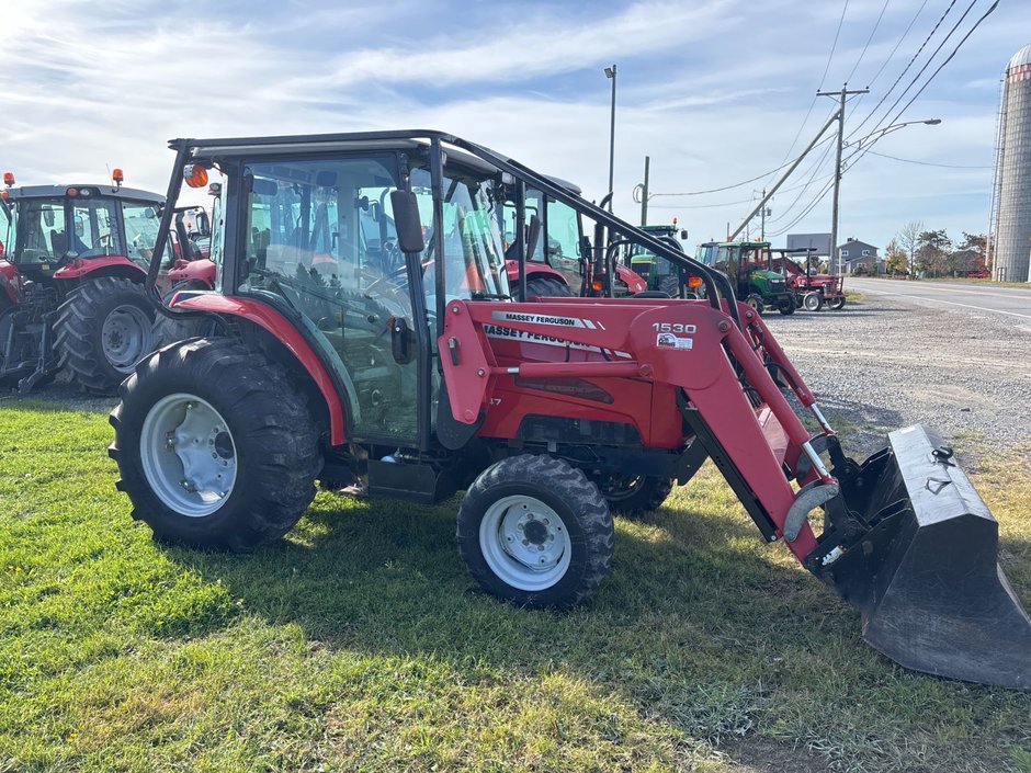 MASSEY FERGUSON 1547L  2007 à Cacouna, Québec