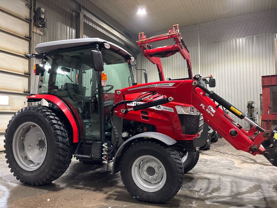MASSEY FERGUSON 2850M  2022 à Cacouna, Québec