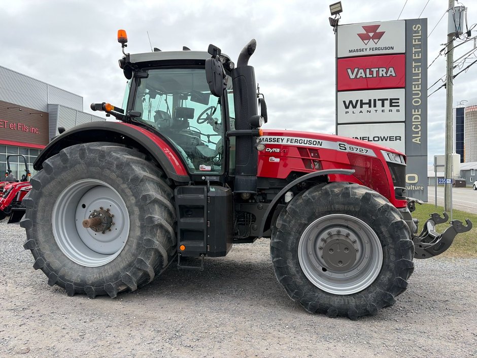 2021 MASSEY FERGUSON 8727S in Cacouna, Quebec