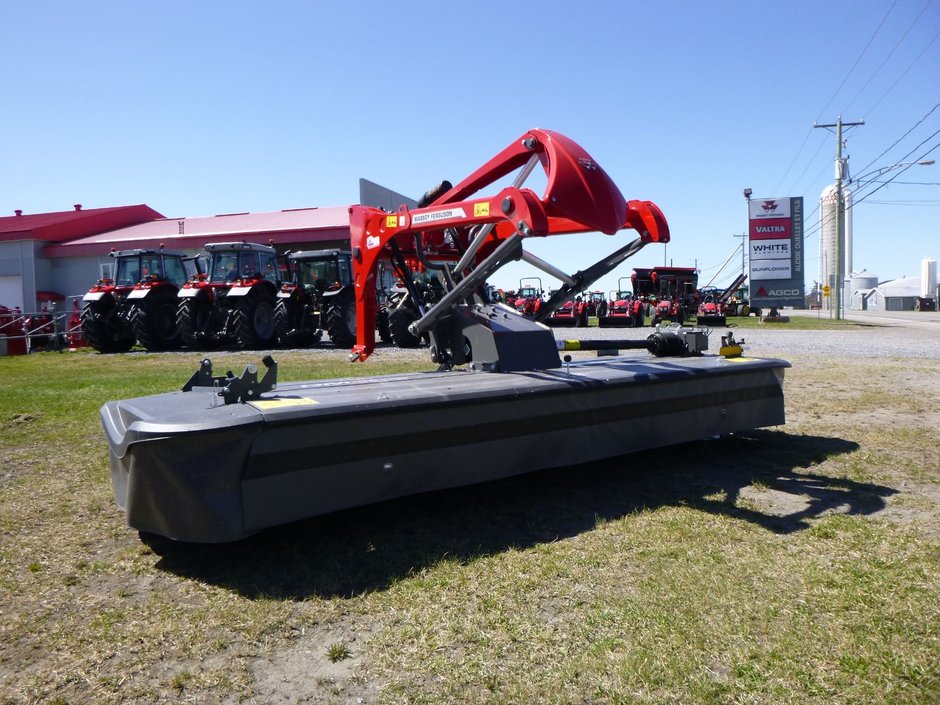 MASSEY FERGUSON DM367FQ  2023 à Cacouna, Québec