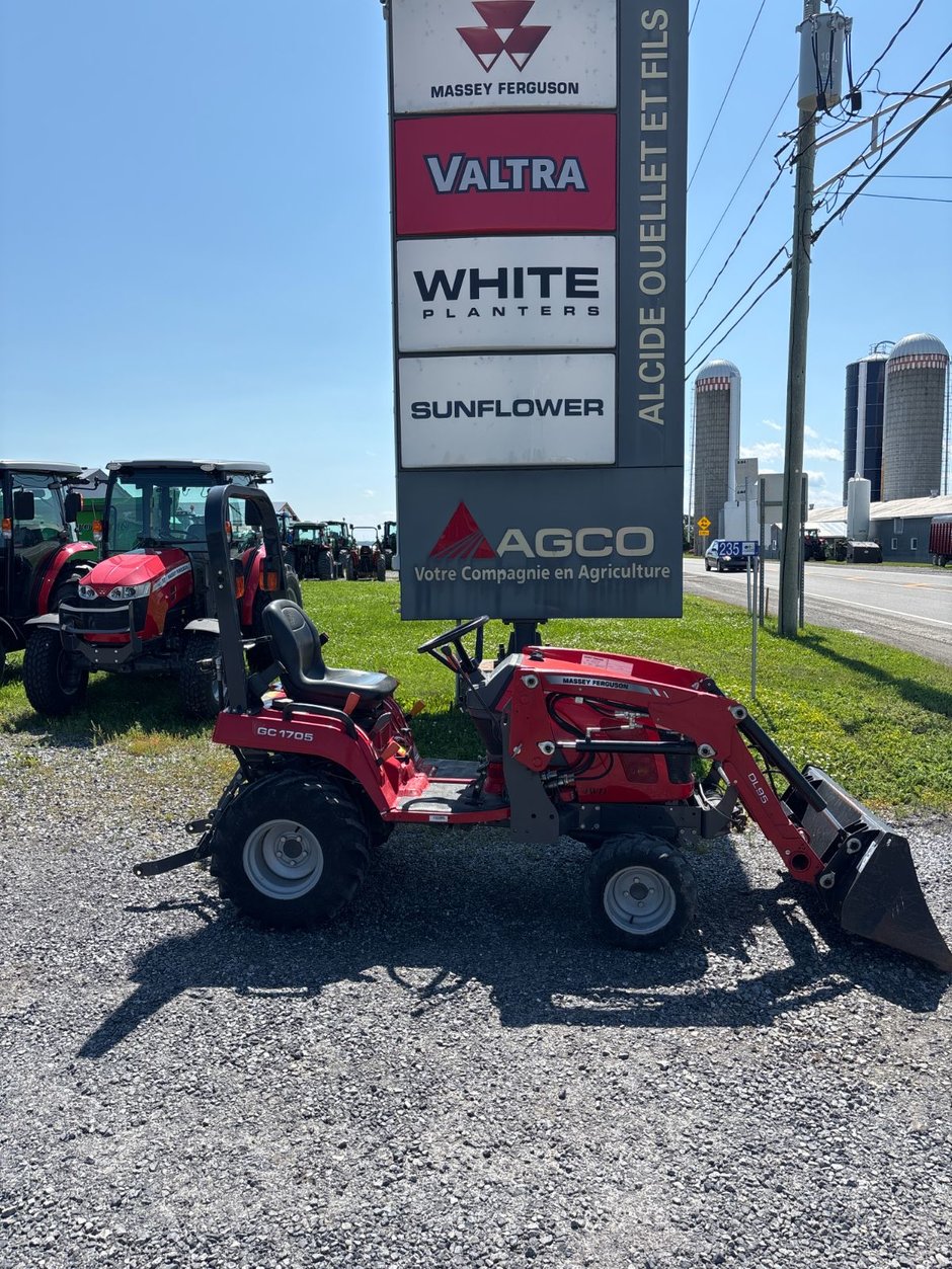 2018 MASSEY FERGUSON GC1705 in Cacouna, Quebec