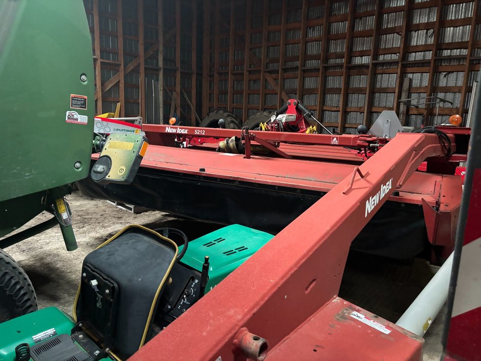 New-Idea 5212  2006 à Cacouna, Québec