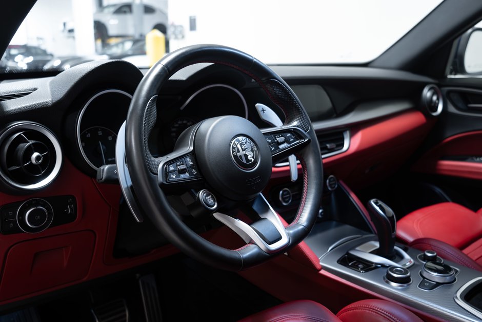 2021 Alfa Romeo Stelvio Ti Sport-13