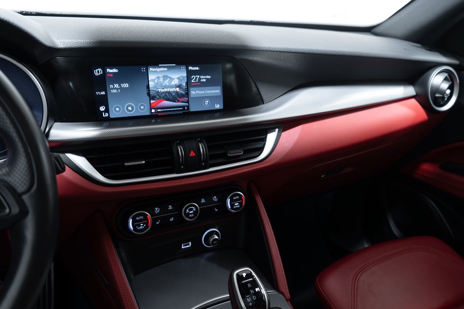2021 Alfa Romeo Stelvio Ti Sport-16